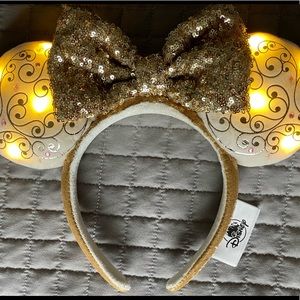 WDW 50th anniversary light up Minnie Ears
